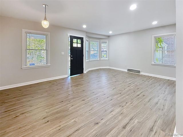 7750 Fielding Street, Detroit, MI 48228