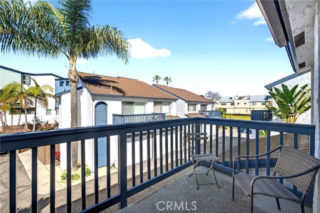 256 Juniper Ave B6, Carlsbad, CA 92008