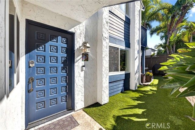 256 Juniper Ave B6, Carlsbad, CA 92008