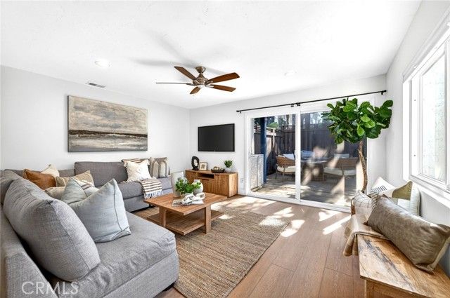 256 Juniper Ave B6, Carlsbad, CA 92008