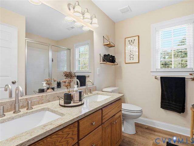 11084 W River Rd, King William, VA 23009