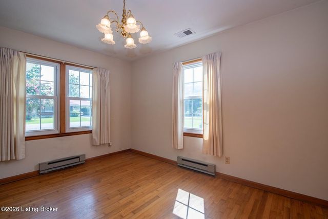 212 Fairview Dr, Elizabethtown, KY 42701