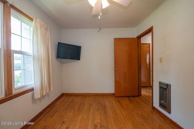 212 Fairview Dr, Elizabethtown, KY 42701