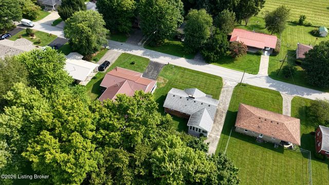 212 Fairview Dr, Elizabethtown, KY 42701
