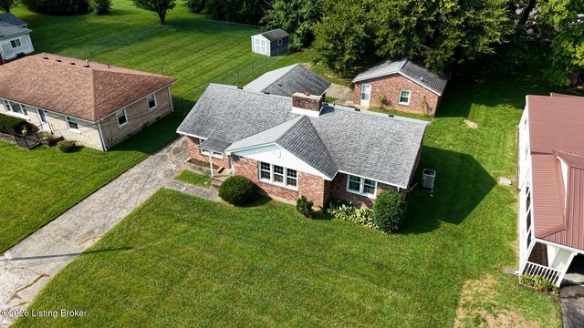 212 Fairview Dr, Elizabethtown, KY 42701