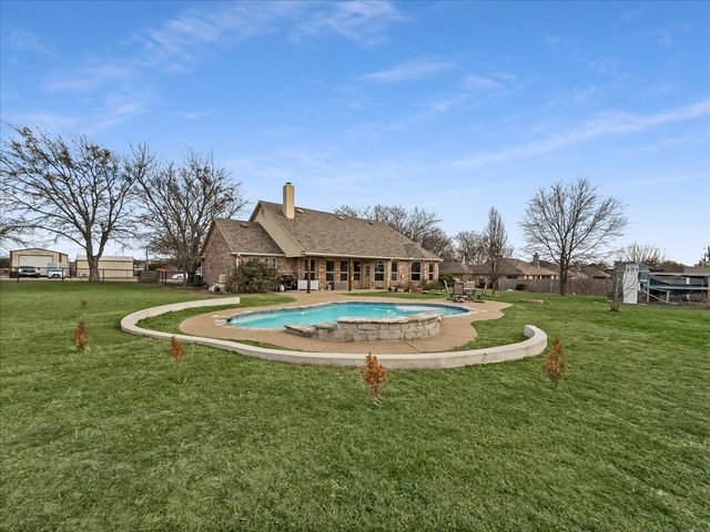 5618 Gebron Court, Fort Worth, TX 76126