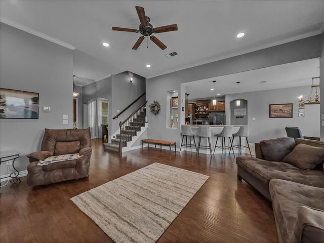 5618 Gebron Court, Fort Worth, TX 76126