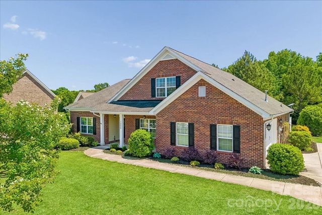 1006 Spring Rose Lane, Matthews, NC 28104