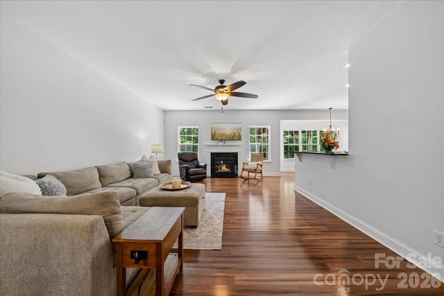 1006 Spring Rose Lane, Matthews, NC 28104