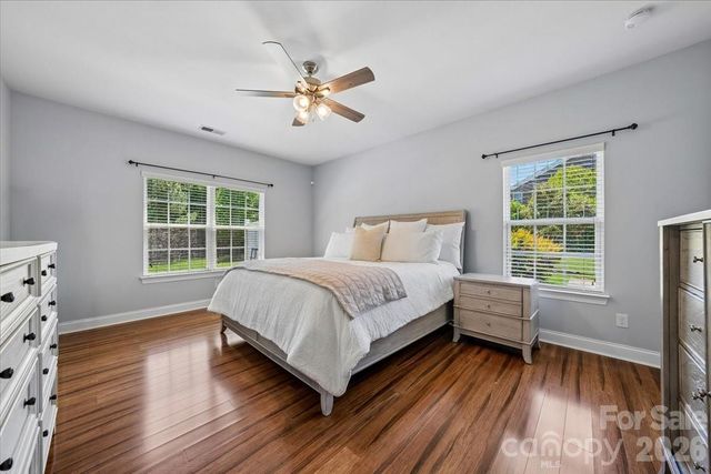 1006 Spring Rose Lane, Matthews, NC 28104