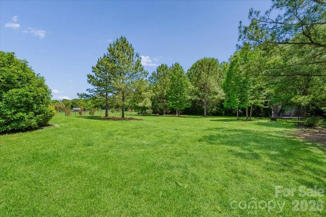 1006 Spring Rose Lane, Matthews, NC 28104