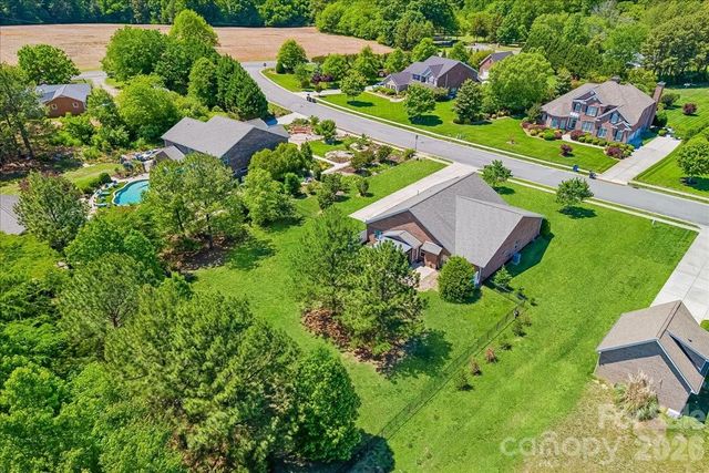 1006 Spring Rose Lane, Matthews, NC 28104
