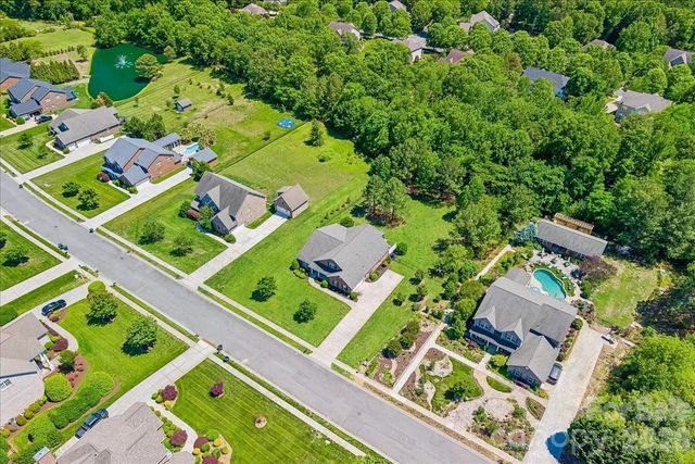 1006 Spring Rose Lane, Matthews, NC 28104