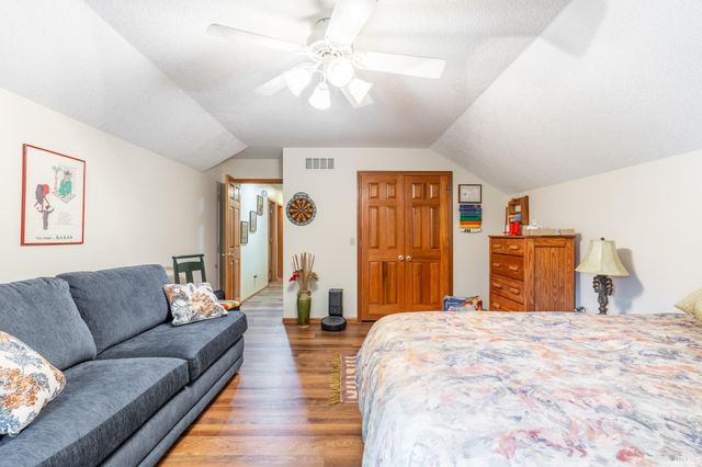 926 Deer Cliff Court, Fort Wayne, IN 46804