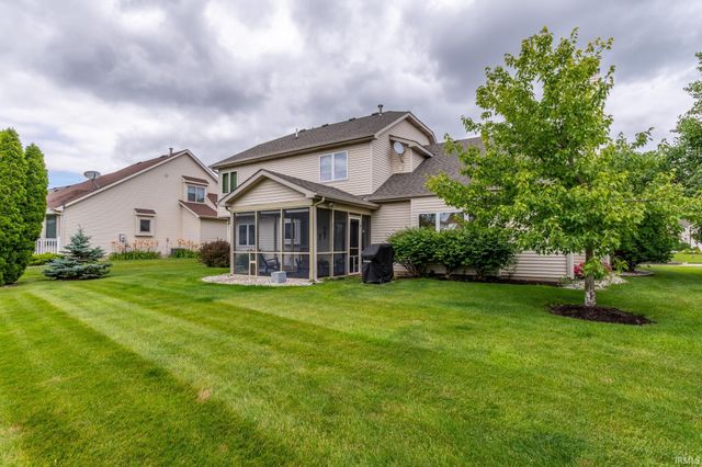 926 Deer Cliff Court, Fort Wayne, IN 46804