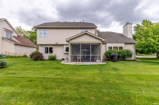 926 Deer Cliff Court, Fort Wayne, IN 46804