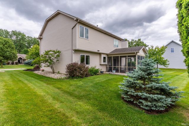 926 Deer Cliff Court, Fort Wayne, IN 46804