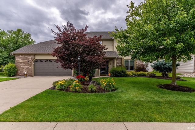 926 Deer Cliff Court, Fort Wayne, IN 46804