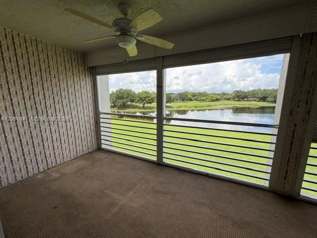 9460 Poinciana Pl 310, Davie, FL 33324
