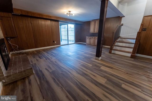 7426 RHONDDA DR, Lorton, VA 22079