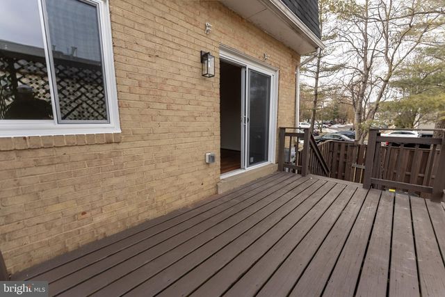 7426 RHONDDA DR, Lorton, VA 22079