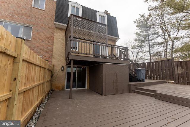 7426 RHONDDA DR, Lorton, VA 22079