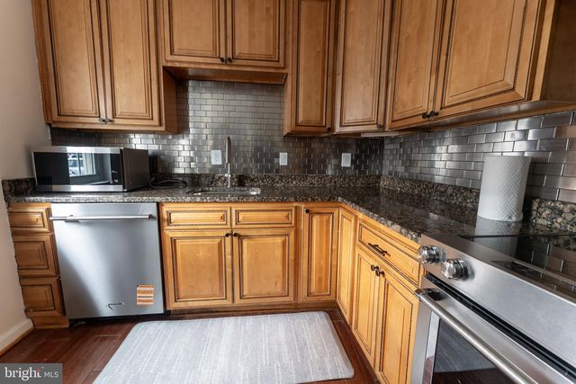 7426 RHONDDA DR, Lorton, VA 22079