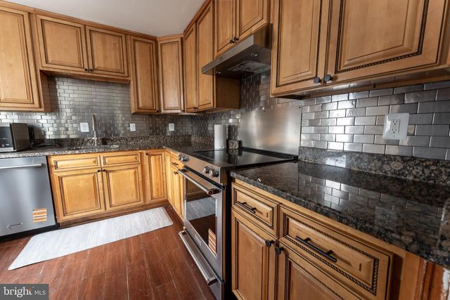 7426 RHONDDA DR, Lorton, VA 22079