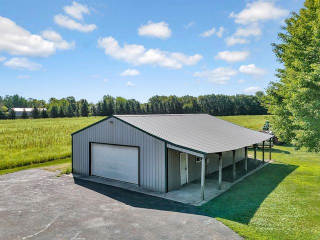 11187 Lindo Trail, Lindstrom, MN 55045