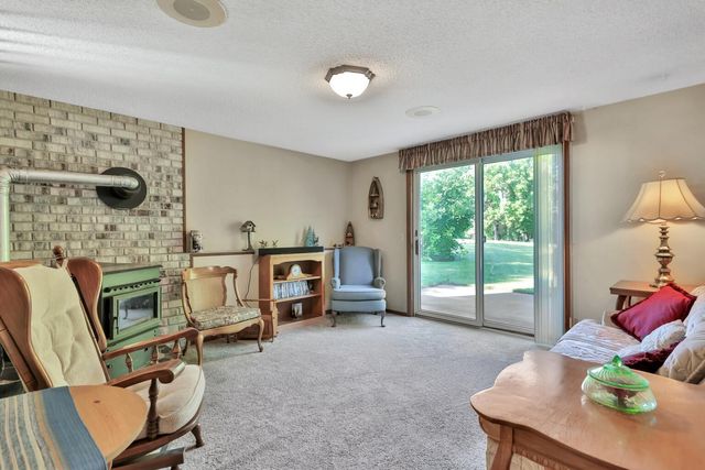 11187 Lindo Trail, Lindstrom, MN 55045