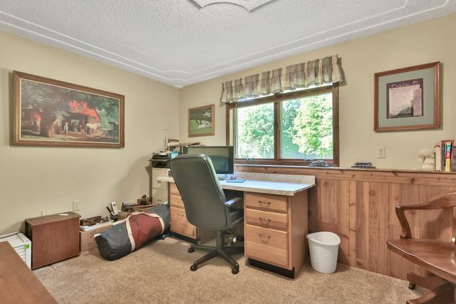 11187 Lindo Trail, Lindstrom, MN 55045