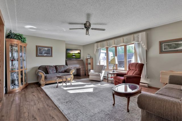11187 Lindo Trail, Lindstrom, MN 55045