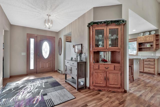 11187 Lindo Trail, Lindstrom, MN 55045