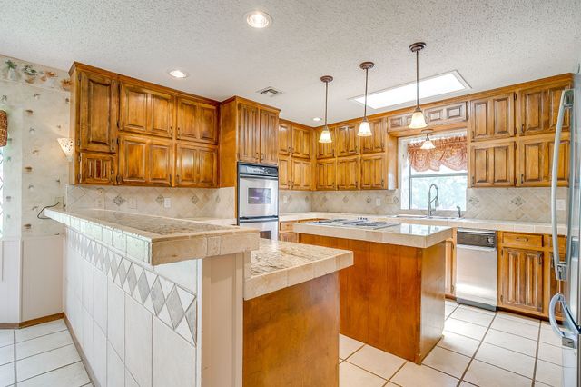 3503 Red Bud Drive, Weatherford, TX 76087