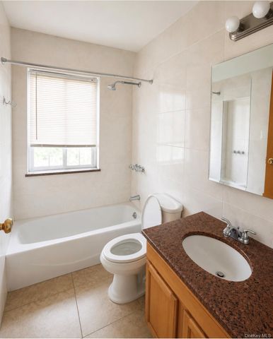 1535 153rd Place, Whitestone, NY 11357