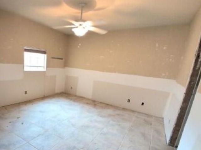 46 Kingwood Greens Drive, Houston, TX 77339