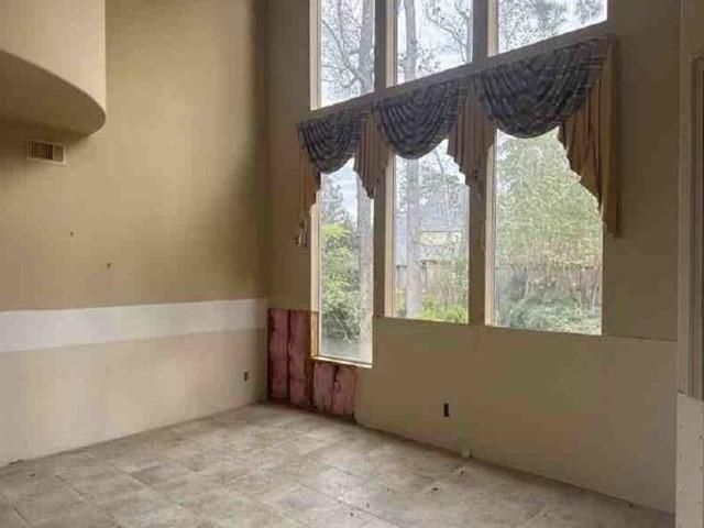 46 Kingwood Greens Drive, Houston, TX 77339