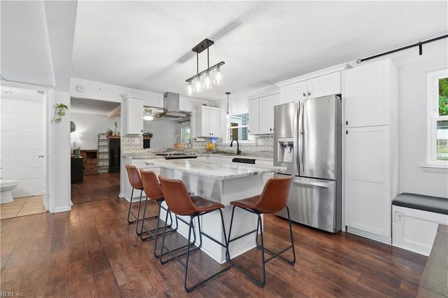 1705 Lolly CIR, Virginia Beach, VA 23453