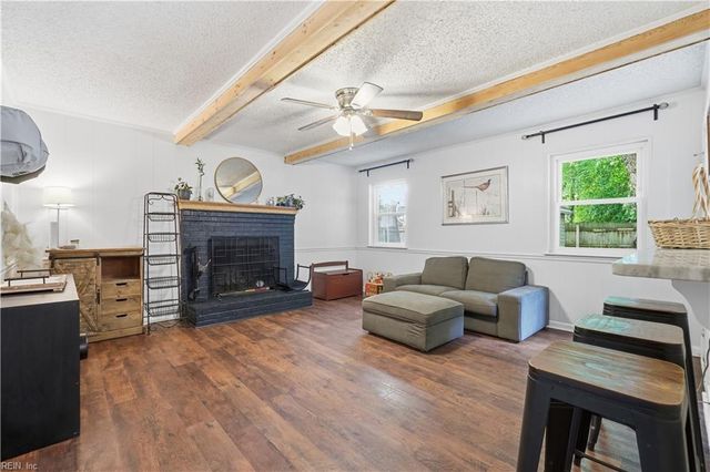 1705 Lolly CIR, Virginia Beach, VA 23453