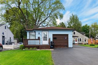 395 Brayton Road, Greece, NY 14616