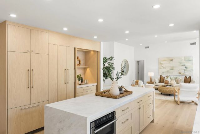 5912 La Jolla Blvd, La Jolla, CA 92037
