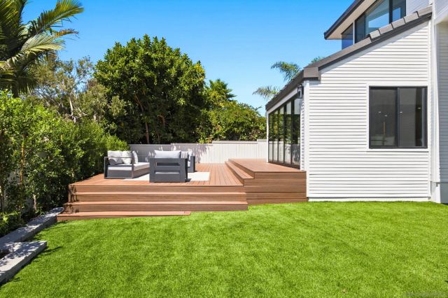 5912 La Jolla Blvd, La Jolla, CA 92037