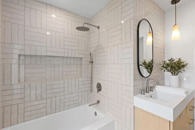 5912 La Jolla Blvd, La Jolla, CA 92037