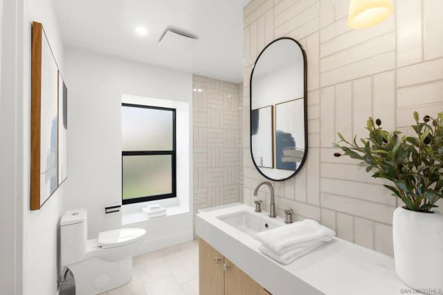 5912 La Jolla Blvd, La Jolla, CA 92037
