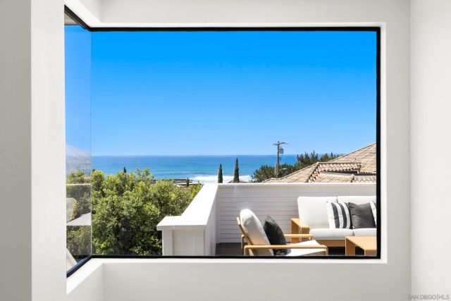 5912 La Jolla Blvd, La Jolla, CA 92037