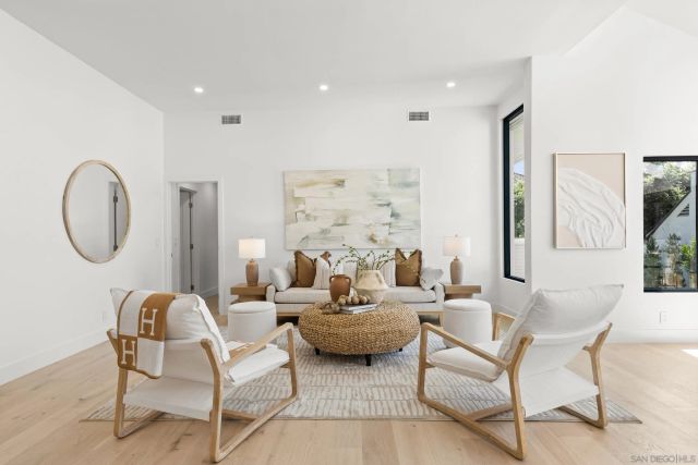5912 La Jolla Blvd, La Jolla, CA 92037