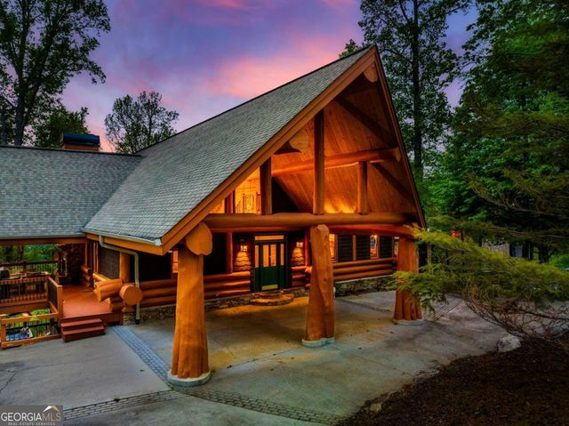 502 Overlook Drive, Blue Ridge, GA 30513