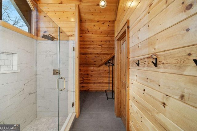 502 Overlook Drive, Blue Ridge, GA 30513