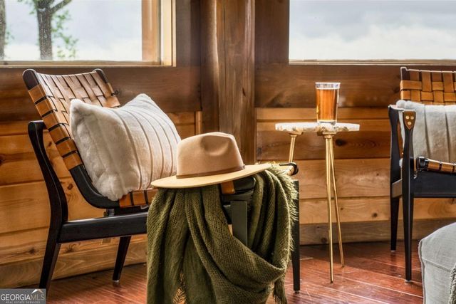 502 Overlook Drive, Blue Ridge, GA 30513