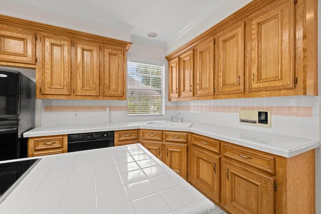 1619 Lofty Maple Trail, Houston, TX 77345